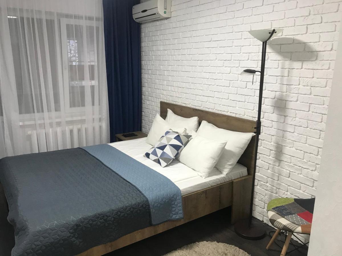 Enrico Hotel Dnjepropetovsk Buitenkant foto