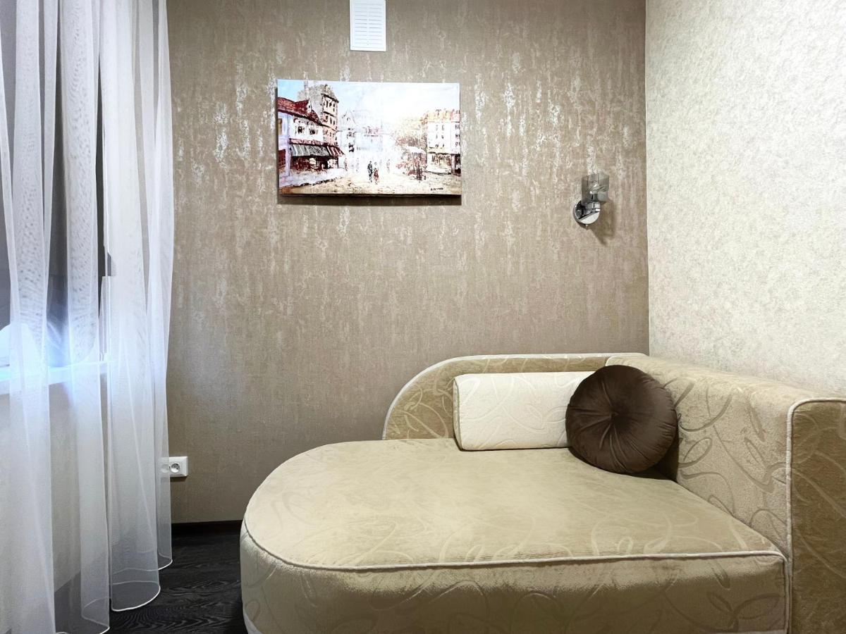 Enrico Hotel Dnjepropetovsk Buitenkant foto