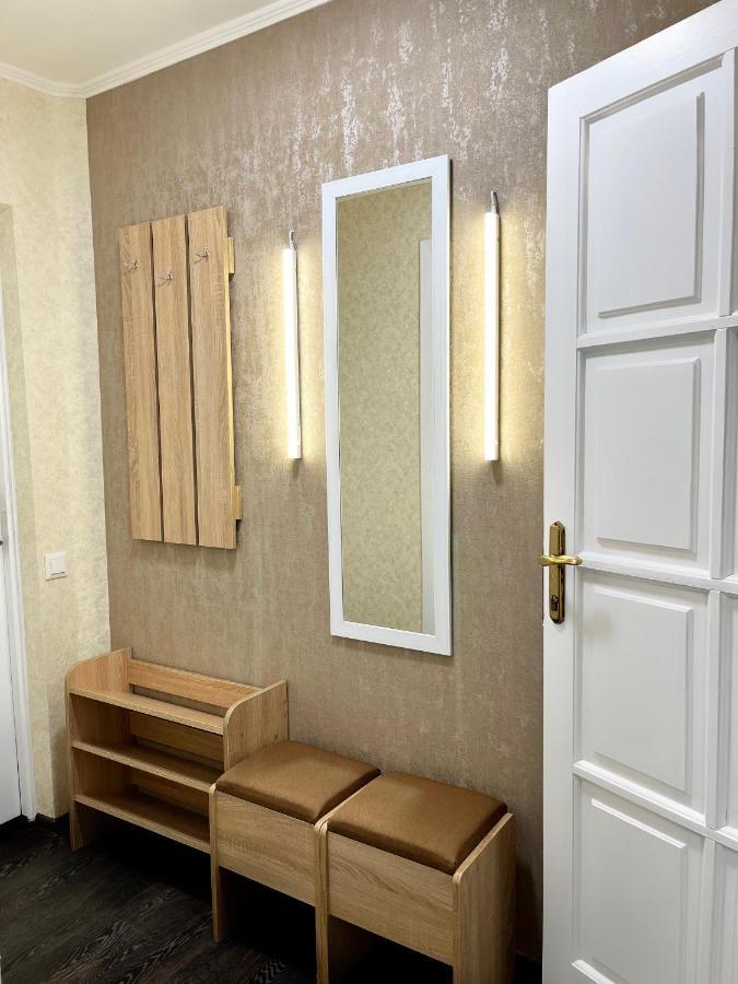 Enrico Hotel Dnjepropetovsk Buitenkant foto