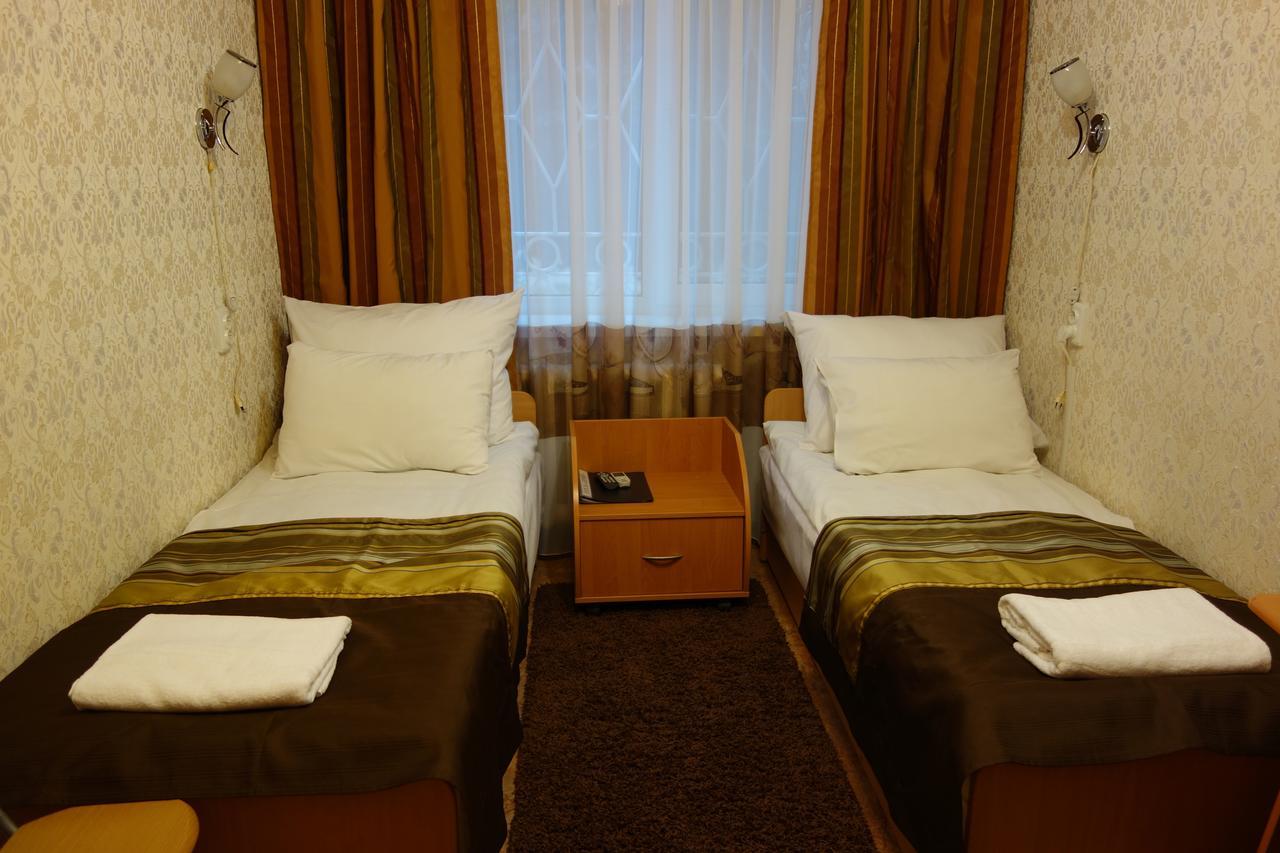 Enrico Hotel Dnjepropetovsk Buitenkant foto