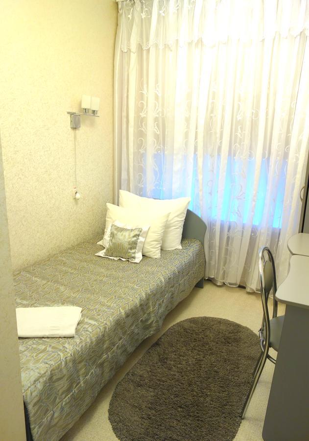 Enrico Hotel Dnjepropetovsk Buitenkant foto