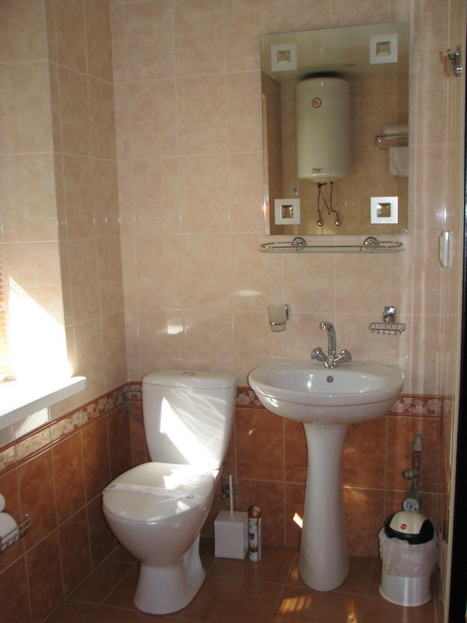 Enrico Hotel Dnjepropetovsk Buitenkant foto